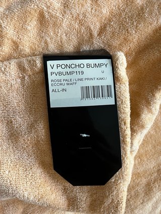 Poncho All-in Bumpy sin estrenar Talla M/L adulto