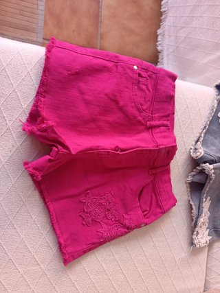Shorts vaqueros niña 3 uds 5€