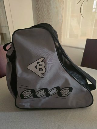 Patines Rollerblade Talla 39, protecciones y bolsa