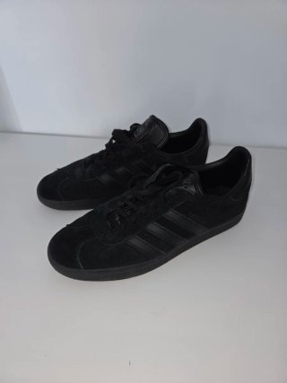 Zapatillas Adidas Gazelle Negras talla 43 1/3