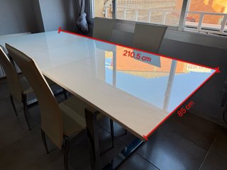 Mesa extensible blanca cristal y metal