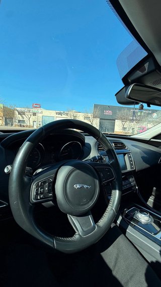 Jaguar XE 2016 2.0 180 Portfolio AWD 4p Automático