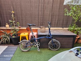 Brompton Eléctrica Azul