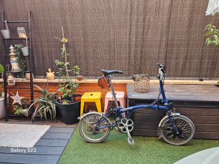 Brompton Eléctrica Azul