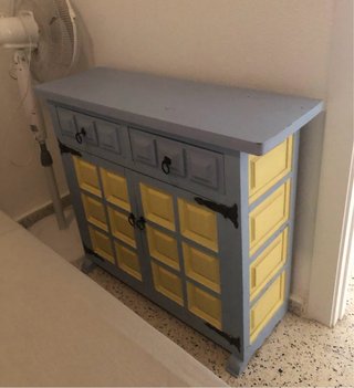 Cómoda Castellana Azul y Amarillo