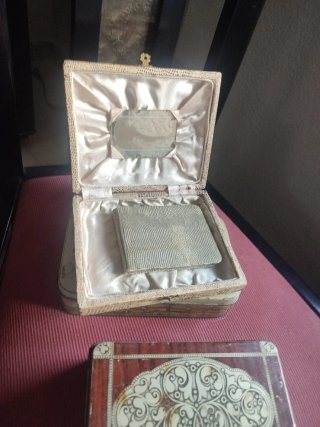 Lotto di 2 Scatole Metalliche Decorate. Antiche