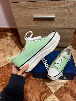 Zapatillas de lona verdes