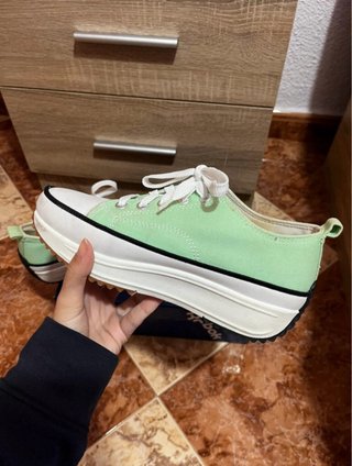 Zapatillas de lona verdes