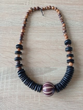 Collar artesanal madera natural 53cm
