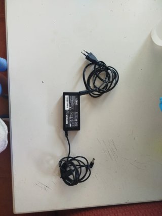 Adaptador LITEON para portátil