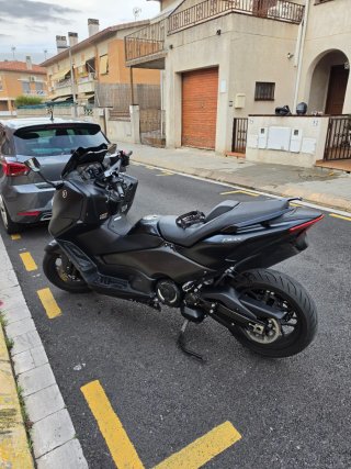 Tmax 560