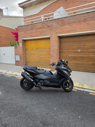 Tmax 560