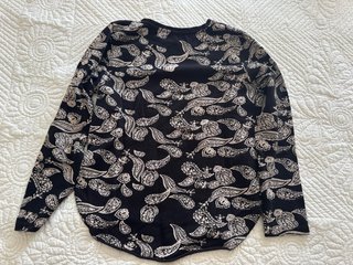 Jersey estampado paisley negro y beige