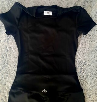 Conjunto Deportivo ALO Top + Short Negro Talla M
