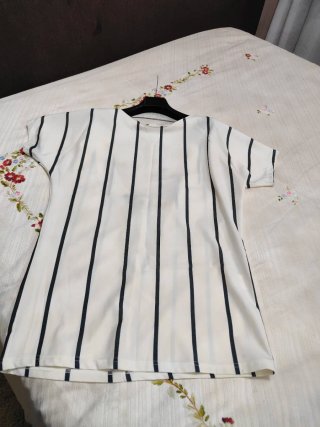 Vestito a righe bianche e nere taglia unica