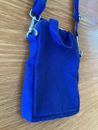 Pequeño Bolso Benetton Morado correa regulable