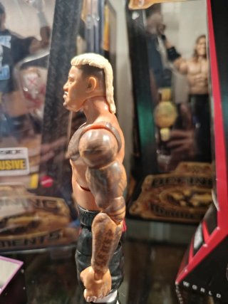 Solo Sikoa figura WWE Mattel Elite