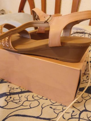 Sandalias Encor rosa, puestas una vez