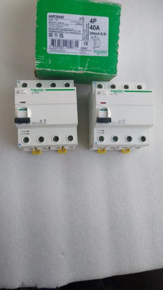 2xud Super inmunizado 40/300 SI selectivo Schneide