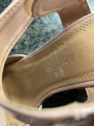 Sandalias tacón plataforma beige talla 38