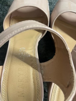 Sandalias tacón plataforma beige talla 38