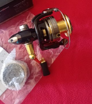 NUEVO CARRETE SPINNING SAKURA FURYO A ESTRENAR