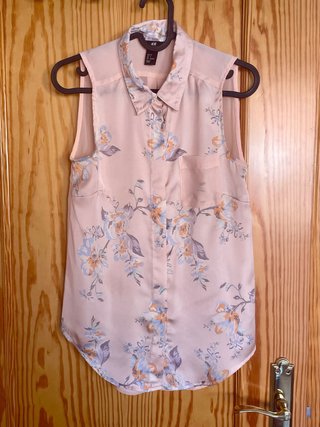 Camisa H&M sin mangas floral S