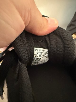 Adidas Bambas Negras Goma Marrón