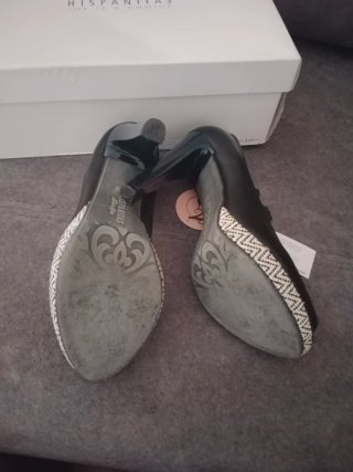 Zapatos tacón Hispanitas negros talla 35. Usados