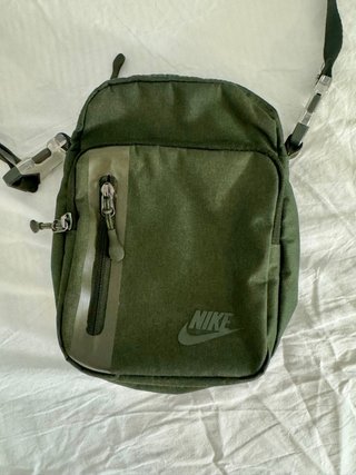 Bolso bandolera Nike verde oliva