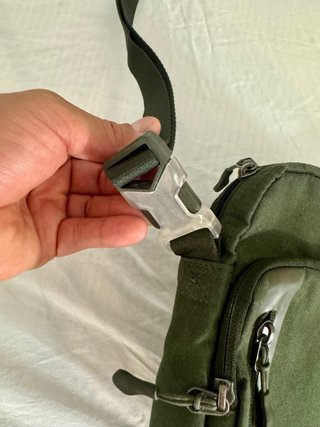 Bolso bandolera Nike verde oliva