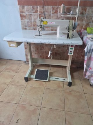 Máquina de coser industrial SunStar