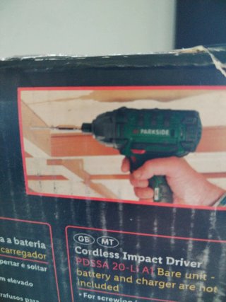Atornilladora de impacto Parkside 20V (sin batería