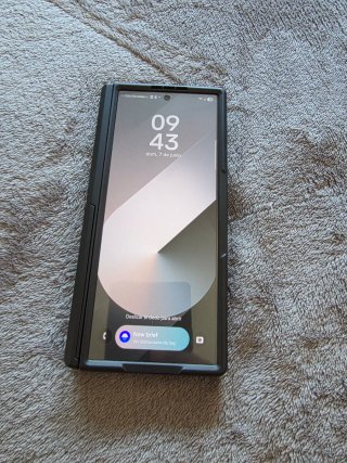 Samsung Galaxy Z Fold 6