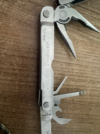 Leatherman Super Tool multiherramienta