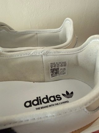 Bambas Adidas Blancas y Beige