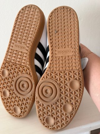 Bambas Adidas Blancas y Beige