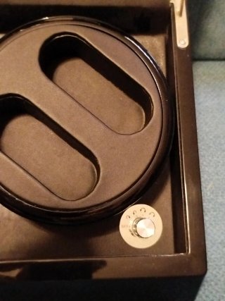 Caja giratoria para relojes