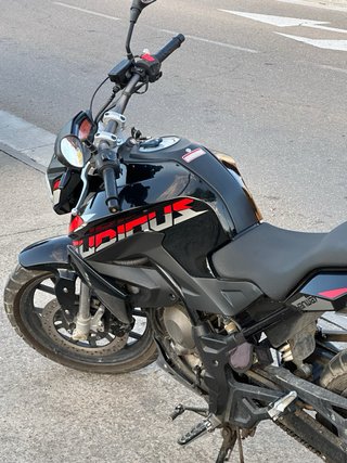 Hanway Furious 50 NK Naked Moto Negra/Roja