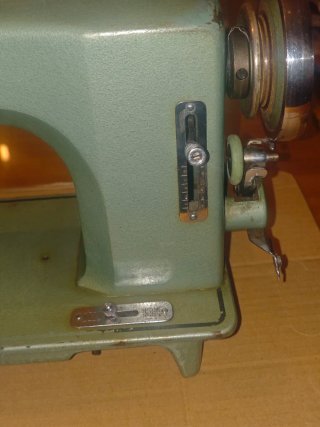 Macchina da Cucire Vintage Refrey - Pezzi