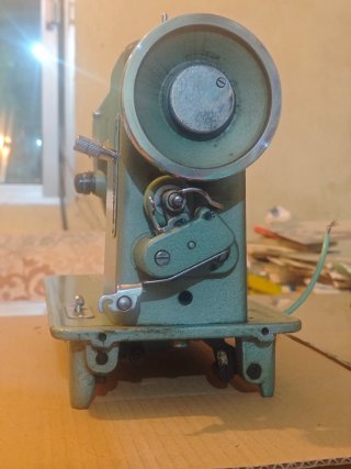 Macchina da Cucire Vintage Refrey - Pezzi