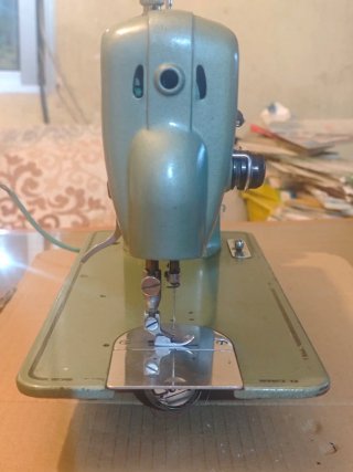 Macchina da Cucire Vintage Refrey - Pezzi