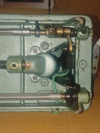 Macchina da Cucire Vintage Refrey - Pezzi