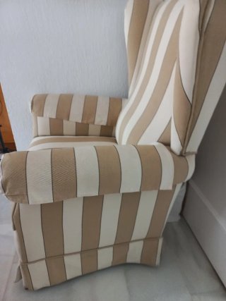 Comodo poltrona relax beige e bianco