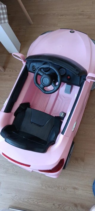 Coche eléctrico infantil rosa
