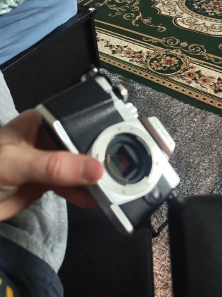 Olympus OMD E-M10 Mark II