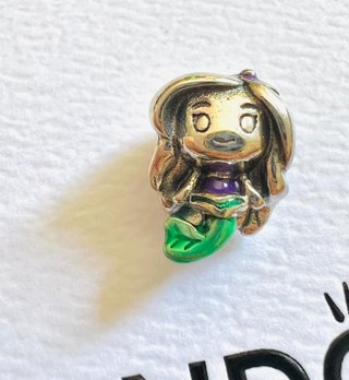 Pandora Charm Ariel Sirena Morado y Verde