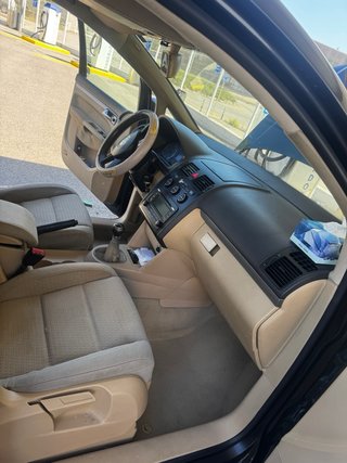 Volkswagen Touran 2.0 TDI 140 CV – Año 2004