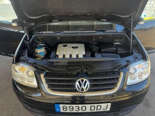 Volkswagen Touran 2.0 TDI 140 CV – Año 2004