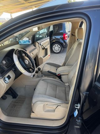 Volkswagen Touran 2.0 TDI 140 CV – Año 2004